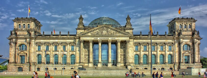 Facciata del Reichstag a Berlino